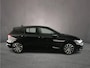 Volkswagen Golf Life 1.0 TSI 110pk Adaptive cruise control, Achteruitrijcamera, LED koplampen, Parkeersensoren, App connect, Stoelverwarming, Stuurwiel verwarmd
