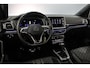 Volkswagen T-Cross R-Line Edition 1.5 TSI 150pk DSG Automaat Trekhaak, Adaptive cruise control, Achteruitrijcamera, LED matrix koplampen, Navigatie, Parkeersensoren
