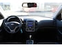 Hyundai i30 1.6i Style , Automaat, 16 inch LM velgen, Airco, PDC, Deels leer, Elektrische ramen en spiegel verstelling, Airbag, Bekerhouders, CD-speler