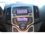 Hyundai i30 1.6i Style , Automaat, 16 inch LM velgen, Airco, PDC, Deels leer, Elektrische ramen en spiegel verstelling, Airbag, Bekerhouders, CD-speler