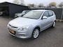 Hyundai i30 1.6i Style , Automaat, 16 inch LM velgen, Airco, PDC, Deels leer, Elektrische ramen en spiegel verstelling, Airbag, Bekerhouders, CD-speler