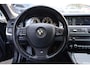 BMW 5-Serie Touring 530i High Executive LEER MEMORY HUD STOELVERW. XENON CRUISE CLIMA NAVI 2XPDC 20''LMV