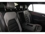 Volkswagen Golf GTI Clubsport 2.0 TSI 300pk DSG Automaat Panoramadak, Lederen bekleding, Harman Kardon audio, Black style, LED matrix koplampen, Adaptive cruise control