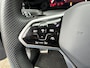 Volkswagen Golf 1.5 eTSI 130pk DSG R-Line · Apple/Android Car Play · Navigatie · P-Sensoren · Sfeerverlichting · Getint Glas · 17'' Inch · Garantie t/m 12-02-2028 of 100.000km