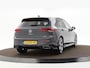 Volkswagen Golf 1.5 eTSI 130pk DSG R-Line · Apple/Android Car Play · Navigatie · P-Sensoren · Sfeerverlichting · Getint Glas · 17'' Inch · Garantie t/m 12-02-2028 of 100.000km