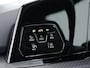Volkswagen Golf 1.5 eTSI 130pk DSG R-Line · Apple/Android Car Play · Navigatie · P-Sensoren · Sfeerverlichting · Getint Glas · 17'' Inch · Garantie t/m 12-02-2028 of 100.000km