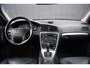 Volvo V70 2.4i 140pk Automaat Momentum Zwart Leder | Navigatie | Stoelverwarming | Trekhaak | Volledig Onderhouden!!