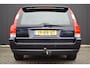 Volvo V70 2.4i 140pk Automaat Momentum Zwart Leder | Navigatie | Stoelverwarming | Trekhaak | Volledig Onderhouden!!