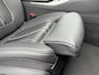 BMW 5-Serie 520i High Exec M - Sport / Elektrische stoelen met geheugenfunctie / Stoelverwarming / Lederen Bekleding / Apple Carplay & Android Auto / 18" lm. velgen /Camera / Cruise Control / Climate Control /