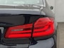 BMW 5-Serie 520i High Exec M - Sport / Elektrische stoelen met geheugenfunctie / Stoelverwarming / Lederen Bekleding /  Apple Carplay & Android Auto / 18" lm. velgen /Camera / Cruise Control / Climate Control /