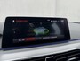 BMW 5-Serie 520i High Exec M - Sport / Elektrische stoelen met geheugenfunctie / Stoelverwarming / Lederen Bekleding /  Apple Carplay & Android Auto / 18" lm. velgen /Camera / Cruise Control / Climate Control /