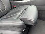 BMW 5-Serie 520i High Exec M - Sport / Elektrische stoelen met geheugenfunctie / Stoelverwarming / Lederen Bekleding /  Apple Carplay & Android Auto / 18" lm. velgen /Camera / Cruise Control / Climate Control /
