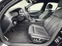 BMW 5-Serie 520i High Exec M - Sport / Elektrische stoelen met geheugenfunctie / Stoelverwarming / Lederen Bekleding /  Apple Carplay & Android Auto / 18" lm. velgen /Camera / Cruise Control / Climate Control /