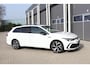 Volkswagen Golf Variant 1.5 eTSI R-Line H&K Blackstyle Trekh