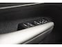 Volvo XC40 Recharge Plus 70kWh 3-Fase [ Pano Comfortstoelen Navi Camera Stoelverwarming ]