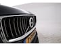 Volvo V60 2.0 T8 Twin Engine AWD Inscription Panorama, Apple carplay, Leder, Climate,