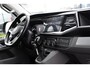 Volkswagen Transporter 2.0 TDI L2H1 32 DC Bulli Virtual, Adaptieve Cruise, Carplay, Leder, LED, 204pk, Automaat, 2 x Schuifdeur, Stoelverwarming, Uniek!