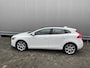 Volvo V40 1.6 T3 Momentum Clima, Navi, Pano, CC, PDC & Cam, LM, nw. APK – Inruil Mogelijk –