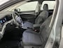 Volkswagen Golf Variant 1.0 eTSI Life Business / AUTOMAAT/ CRUISE/ CLIMA/ STOELVERWARMING/ NAVI/ APP-CONNECT/ PARK. SENSOREN