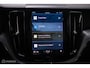 Volvo XC60 2.0 T6 Plug-in hybrid AWD Recharge 340 pk | Trekhaak | Facelift interface | Panoramadak | incl dakkoffer | NL NAP auto |