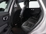 Volvo XC60 2.0 T6 Plug-in hybrid AWD Plus Dark (Pano / 360 Cam / H&K / Winterpakket)