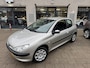 Peugeot 206 1.1 X-line Nieuwe apk Weinig KM NAP