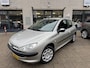Peugeot 206 1.1 X-line Nieuwe apk Weinig KM NAP