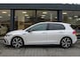 Volkswagen Golf 1.5 eTSI R-Line PANO HUD NAVI MATRIX