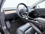 Tesla Model 3 SR+ 60kWh 325PK AutoPilot Leer PanoramaDak Adaptive Cruise Lmv 18" Camera's Elektr.-Stuur+Stoelen+Spiegels+Geheugen+Easy-Entry+Verwarmde stoelen Park assistent Pdc WIFI Ecc Lane-Assist Speed-Assist Soh 81% Ecc Navi Led DAB Voorverwarmen interieur via App Keyless One-Pedal-Drive Origineel Nederlandse Auto 1584kg licht! slechts 67 euro belasting p/m