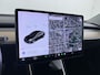 Tesla Model 3 SR+ 60kWh 325PK AutoPilot Leer PanoramaDak Adaptive Cruise Lmv 18" Camera's Elektr.-Stuur+Stoelen+Spiegels+Geheugen+Easy-Entry+Verwarmde stoelen Park assistent Pdc WIFI Ecc Lane-Assist Speed-Assist Soh 81% Ecc Navi Led DAB Voorverwarmen interieur via App Keyless One-Pedal-Drive Origineel Nederlandse Auto 1584kg licht! slechts 67 euro belasting p/m
