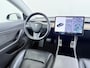 Tesla Model 3 SR+ 60kWh 325PK AutoPilot Leer PanoramaDak Adaptive Cruise Lmv 18" Camera's Elektr.-Stuur+Stoelen+Spiegels+Geheugen+Easy-Entry+Verwarmde stoelen Park assistent Pdc WIFI Ecc Lane-Assist Speed-Assist Soh 81% Ecc Navi Led DAB Voorverwarmen interieur via App Keyless One-Pedal-Drive Origineel Nederlandse Auto 1584kg licht! slechts 67 euro belasting p/m