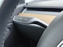 Tesla Model 3 SR+ 60kWh 325PK AutoPilot Leer PanoramaDak Adaptive Cruise Lmv 18" Camera's Elektr.-Stuur+Stoelen+Spiegels+Geheugen+Easy-Entry+Verwarmde stoelen Park assistent Pdc WIFI Ecc Lane-Assist Speed-Assist Soh 81% Ecc Navi Led DAB Voorverwarmen interieur via App Keyless One-Pedal-Drive Origineel Nederlandse Auto 1584kg licht! slechts 67 euro belasting p/m