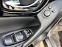 Nissan Qashqai 1.6 Tekna leder stoelverwarming navi trekhaak