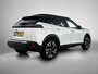 Peugeot e-2008 EV GT 50 kWh 136pk Automaat | Schuif-/Kanteldak | Navigatie | Adaptieve Cruise Control | LED | 18"LMV | Dodehoekdetectie | Keyless Entry/Start |