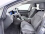 Volkswagen Golf Variant 1.5 eTSI Style | Navigatie | Camera | 18" | LED | Keyless |