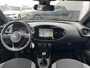 Toyota Aygo X 1.0 VVT-i MT Play Navigatie Apple CarPlay/Android Auto, achteruitrij camera, adaptieve cruise control, NL-auto!