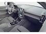 Volvo XC40 Single Motor Essential 69 kWh / 31dkm NAP / Elek. Trekhaak / Camera / Carplay / NL-Auto
