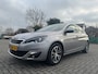 Peugeot 308 1.6 THP Allure | Cruise control | Climate control | Camera achter | Trekhaak | Panorama dak |