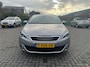 Peugeot 308 1.6 THP Allure | Cruise control | Climate control | Camera achter | Trekhaak | Panorama dak |