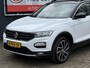 Volkswagen T-Roc 1.5 TSI 150pk 7-DSG T-Roc Style, STOELVERWARMING, STUURVERWARMING, APPLE CARPLAY, TREKHAAK, ACHTERUITRIJCAMERA, ADAPTIVE CRUISE CONTROL