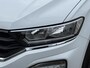Volkswagen T-Roc 1.5 TSI 150pk 7-DSG T-Roc Style, STOELVERWARMING, STUURVERWARMING, APPLE CARPLAY, TREKHAAK, ACHTERUITRIJCAMERA, ADAPTIVE CRUISE CONTROL