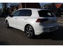 Volkswagen Golf 1.5 eTSI 150pk R-Line DSG Automaat / Head-up Display / Camera / Stuur & Stoelverwarming / Navigatie / App-Connect / 18" LMV