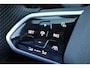 Volkswagen Golf 1.5 eTSI 150pk R-Line DSG Automaat / Head-up Display / Camera / Stuur & Stoelverwarming / Navigatie / App-Connect / 18" LMV