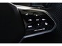 Volkswagen Golf 1.5 eTSI 150pk R-Line DSG Automaat / Head-up Display / Camera / Stuur & Stoelverwarming / Navigatie / App-Connect / 18" LMV