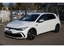 Volkswagen Golf 1.5 eTSI 150pk R-Line DSG Automaat / Head-up Display / Camera / Stuur & Stoelverwarming / Navigatie / App-Connect / 18" LMV