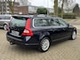 Volvo V70 2.5T 231pk Momentum Xenon Bluetooth Carplay Android