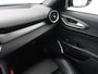 Alfa Romeo Giulia 2.0T Sprint | Veloce Pack | Leder | Adaptive cruise | Stoel & stuurverwarming | Trekhaak | Camera | Sportstoelen | Keyless | Carplay | Bi-Xenon | Climate control | Navigatie