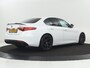 Alfa Romeo Giulia 2.0T Sprint | Veloce Pack | Leder | Adaptive cruise | Stoel & stuurverwarming | Trekhaak | Camera | Sportstoelen | Keyless | Carplay | Bi-Xenon | Climate control | Navigatie