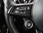Alfa Romeo Giulia 2.0T Sprint | Veloce Pack | Leder | Adaptive cruise | Stoel & stuurverwarming | Trekhaak | Camera | Sportstoelen | Keyless | Carplay | Bi-Xenon | Climate control | Navigatie
