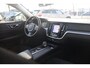 Volvo V60 B3 Momentum 163pk | ACC | Climate | Navigatie | Carplay | Stoelverwarming | Camera | LED